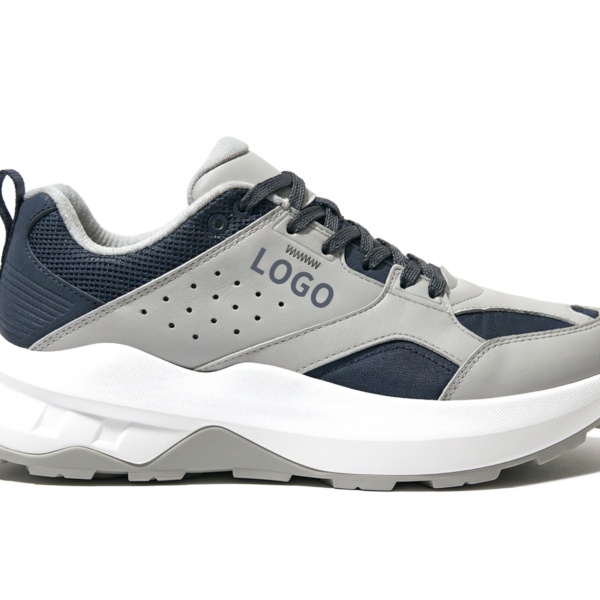 OEM Wide Toe Box Outdoor Walking Shoes with Rugged Lug Outsole
